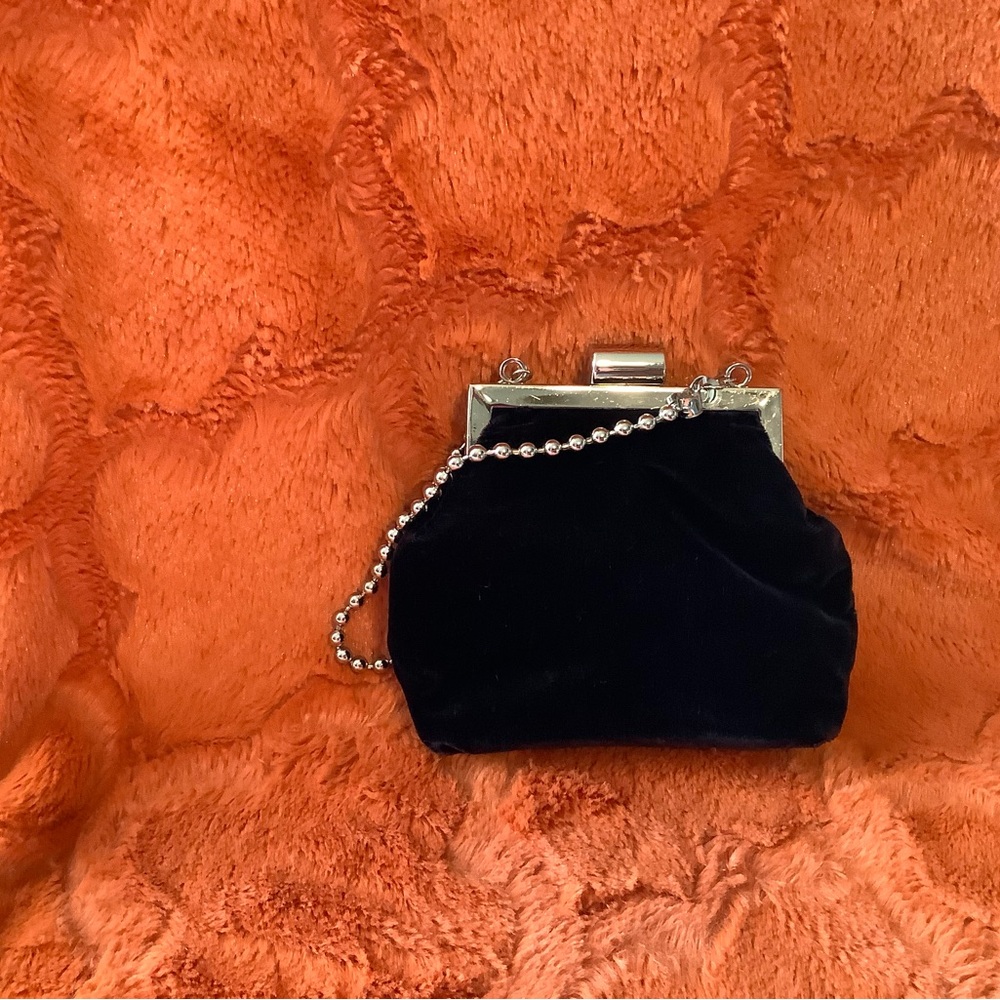 Elegant Black Velvet Clutch